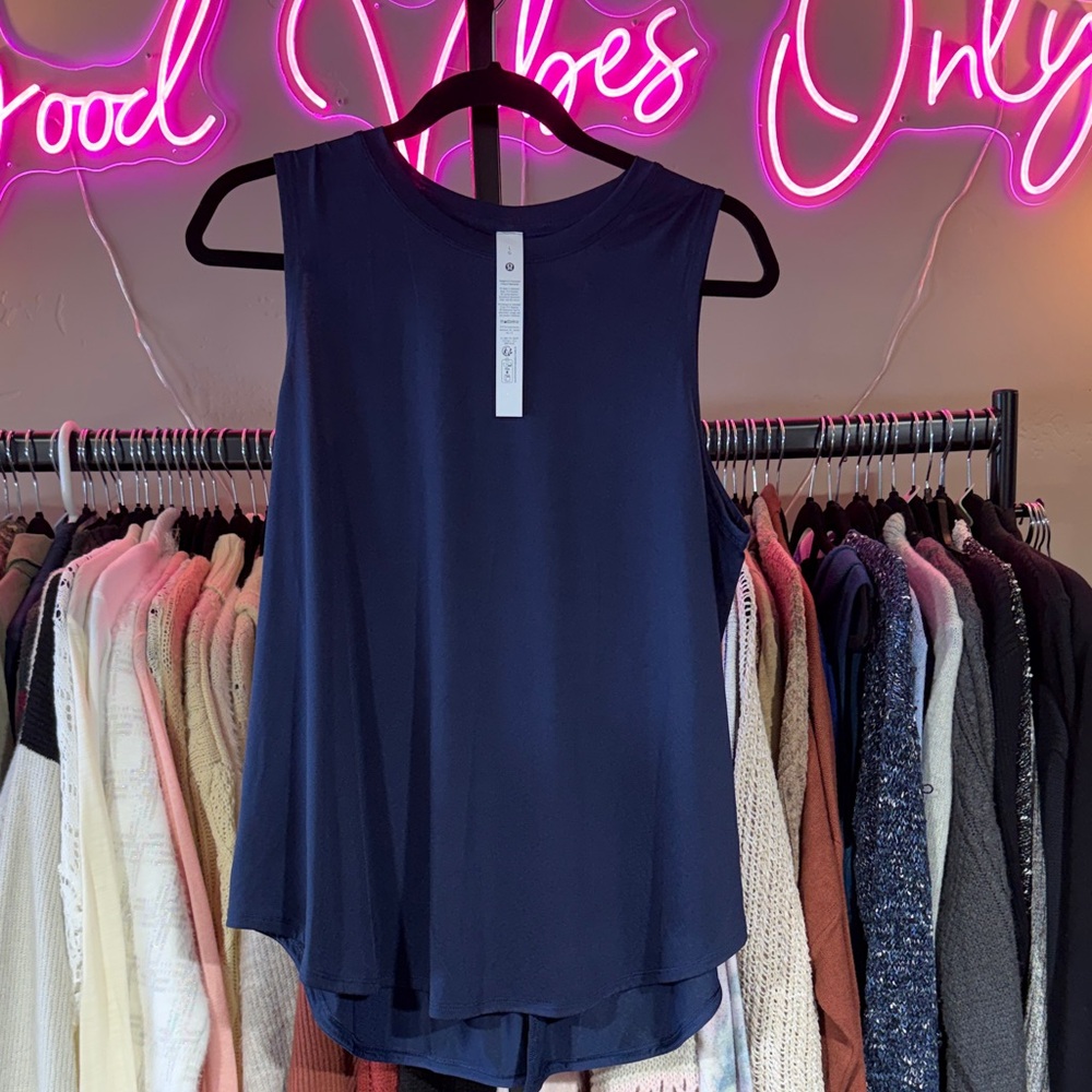 Lululemon Split Back Deep Blue Tank Top Size L NWOT